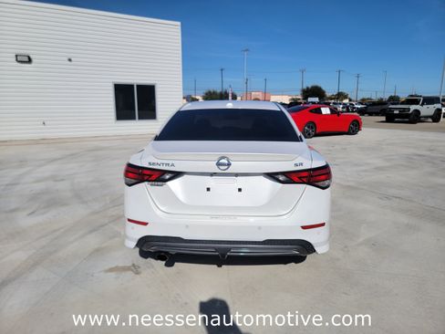 Used 2021 Nissan Sentra SR image 6