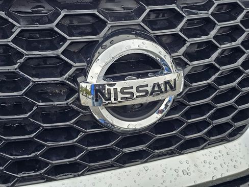 Used 2022 Nissan Murano Platinum w/ Cargo Package image 3