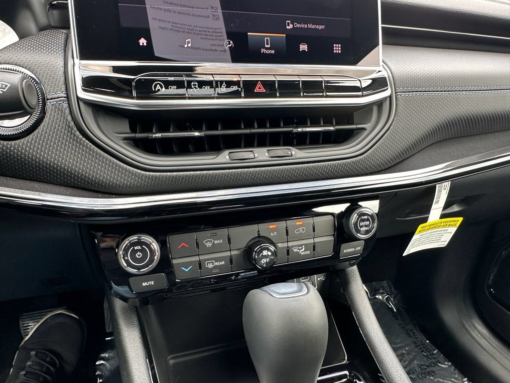 New 2026 Jeep Compass Latitude AWD/4WD image 27