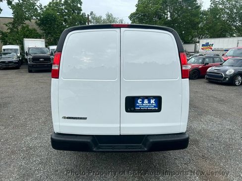 Used 2021 Chevrolet Express 2500 w/ Driver Convenience Package RWD image 12