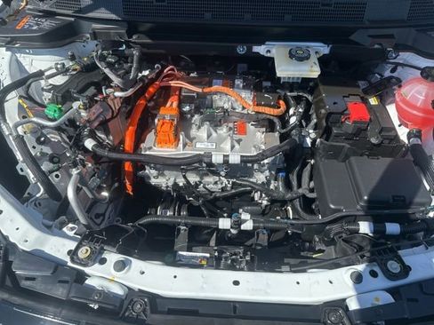 New 2026 Chevrolet Equinox EV LT image 37