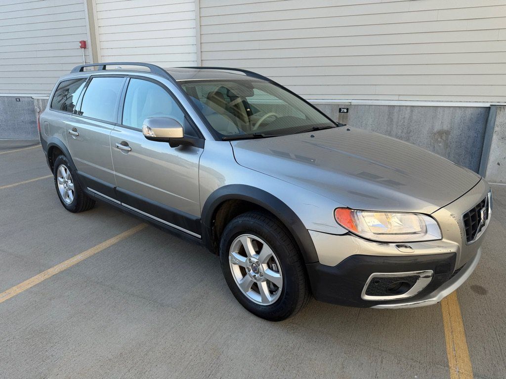 Used 2008 Volvo XC70 3.2 AWD/4WD image 1