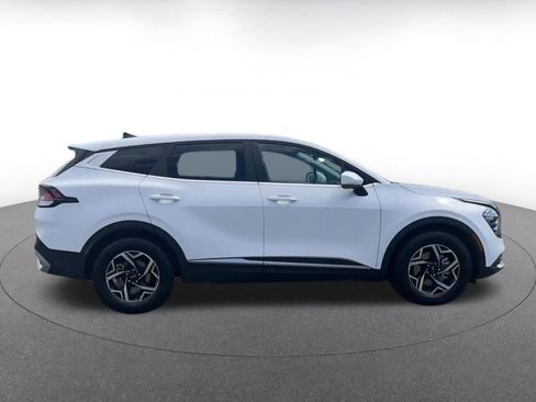 Used 2025 Kia Sportage LX FWD image 16