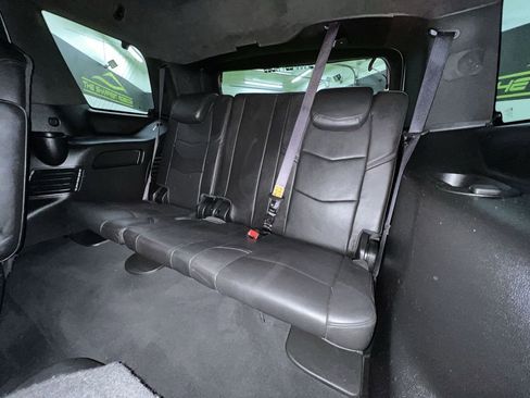 Used 2016 Cadillac Escalade Platinum AWD/4WD image 29