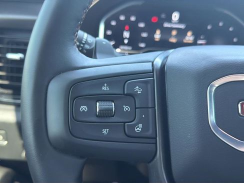 Used 2024 GMC Sierra 1500 AT4 w/ Technology Package AWD/4WD image 21