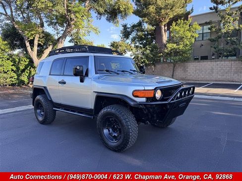 Used 2008 Toyota FJ Cruiser 4WD image 1