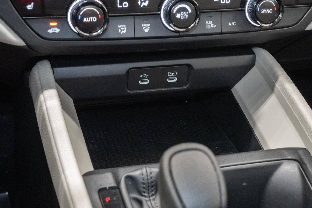 Used 2025 Honda Accord SE image 18