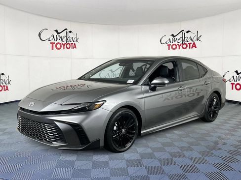 New 2026 Toyota Camry SE FWD image 2