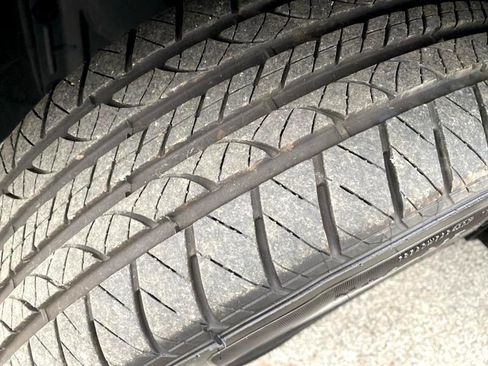 Used 2019 Nissan Rogue Sport S image 7