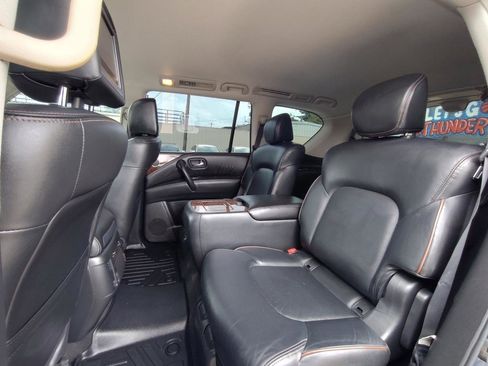 Used 2019 Nissan Armada Platinum w/ Captain's Chairs Package RWD image 33