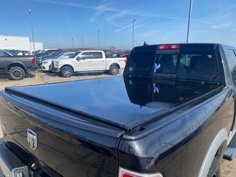 Used 2018 RAM 1500 Laramie image 5