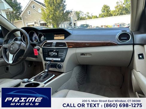 Used 2012 Mercedes-Benz C 300 Sport image 20