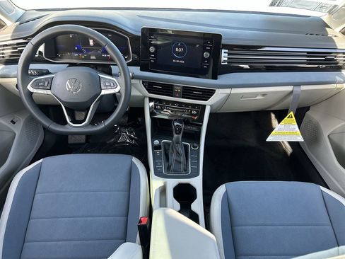 New 2026 Volkswagen Jetta SE FWD image 11