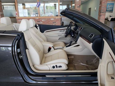 Used 2012 Volkswagen Eos Lux FWD image 14
