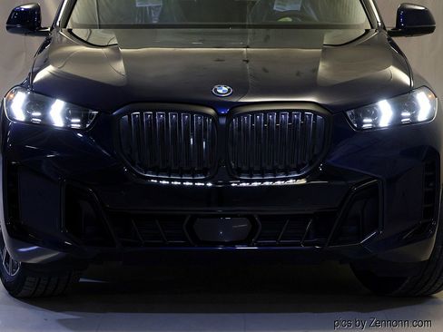 New 2026 BMW X5 xDrive50e w/ M Sport Package image 6