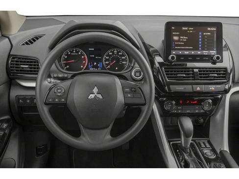 New 2026 Mitsubishi Eclipse Cross LE image 6