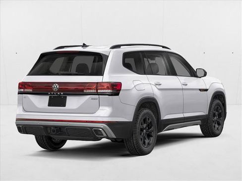 New 2026 Volkswagen Atlas Peak Edition AWD/4WD image 2