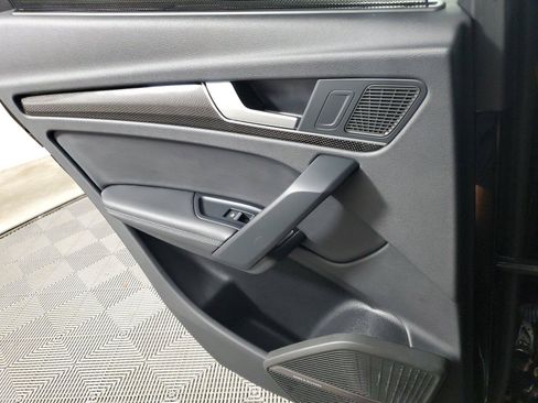 Used 2023 Audi SQ5 Prestige AWD/4WD image 17