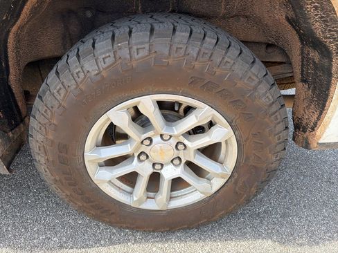 Used 2023 Chevrolet Silverado 1500 LTZ w/ LTZ Convenience Package II image 18