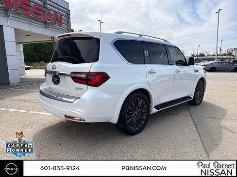 Used 2023 INFINITI QX80 Sensory w/ Cargo Package AWD/4WD image 3