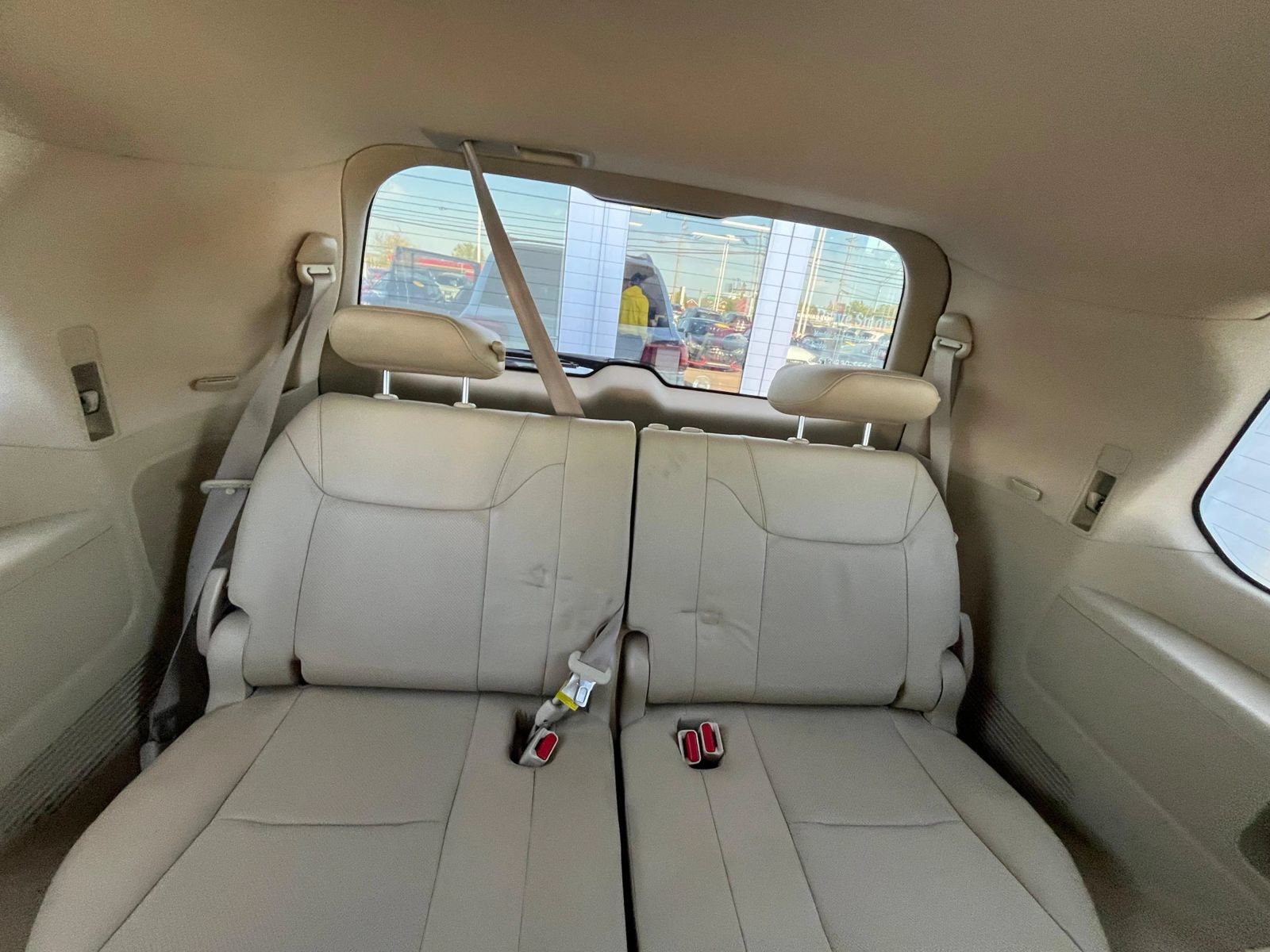 Used 2011 Lexus LX 570 4WD w/ Luxury Pkg image 38