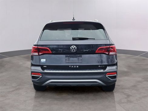 Used 2024 Volkswagen Taos SE image 5