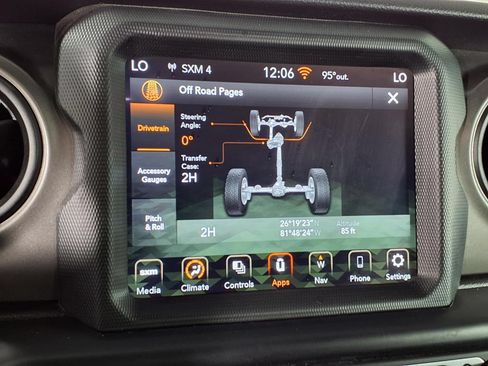 Used 2022 Jeep Wrangler Unlimited Sport AWD/4WD image 27