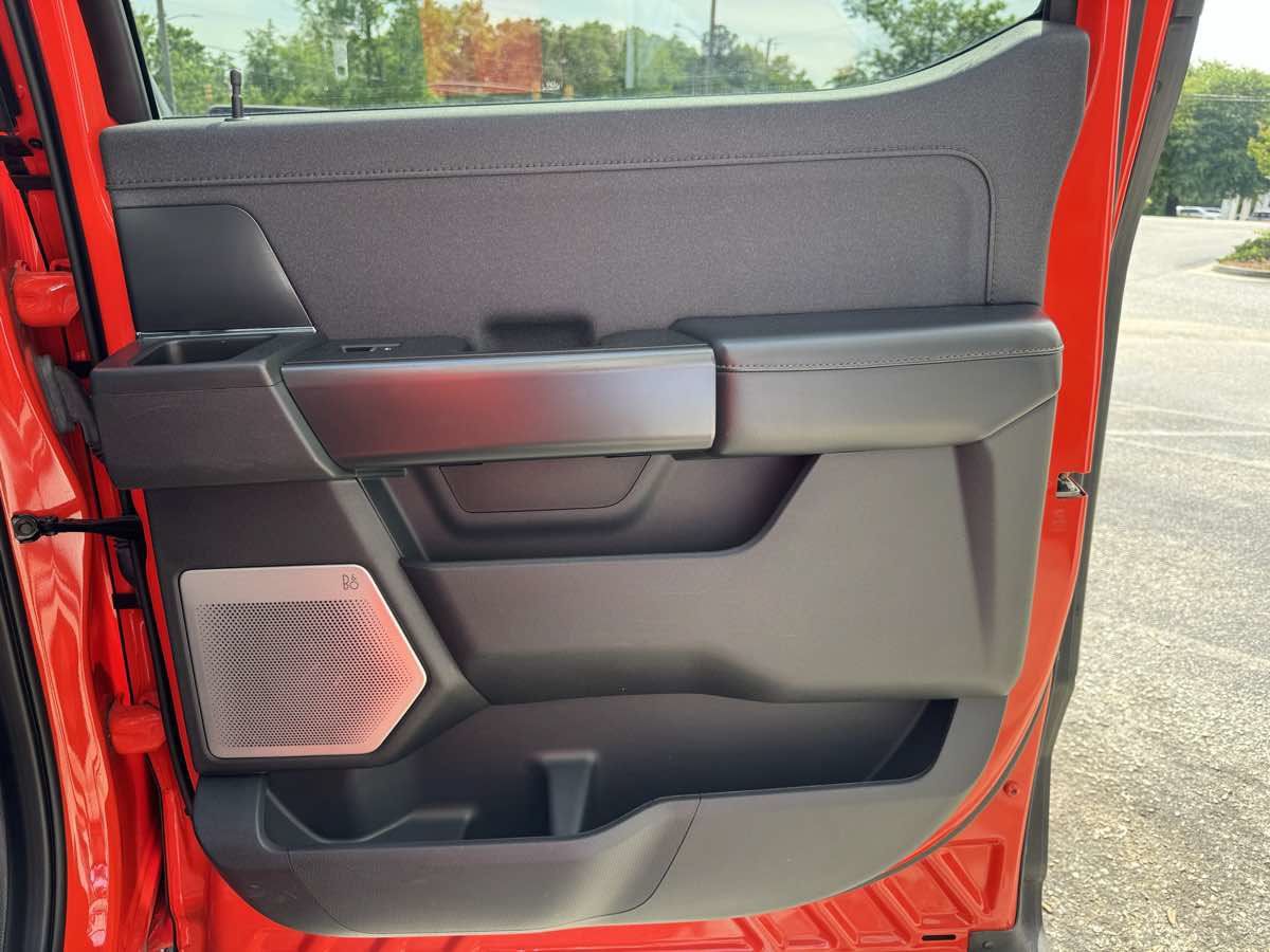 Used 2023 Ford F150 Raptor AWD/4WD image 32
