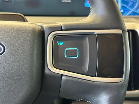 Used 2025 Ford Expedition Active AWD/4WD image 36