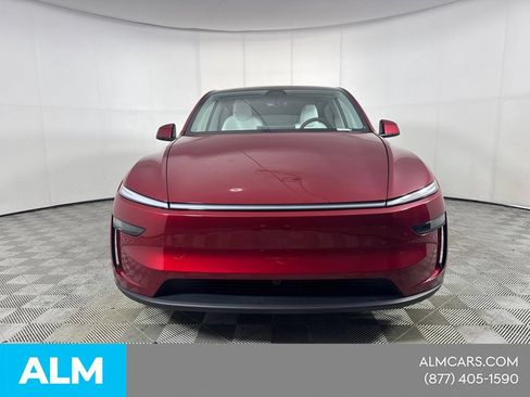 Used 2026 Tesla Model Y Long Range AWD/4WD image 3
