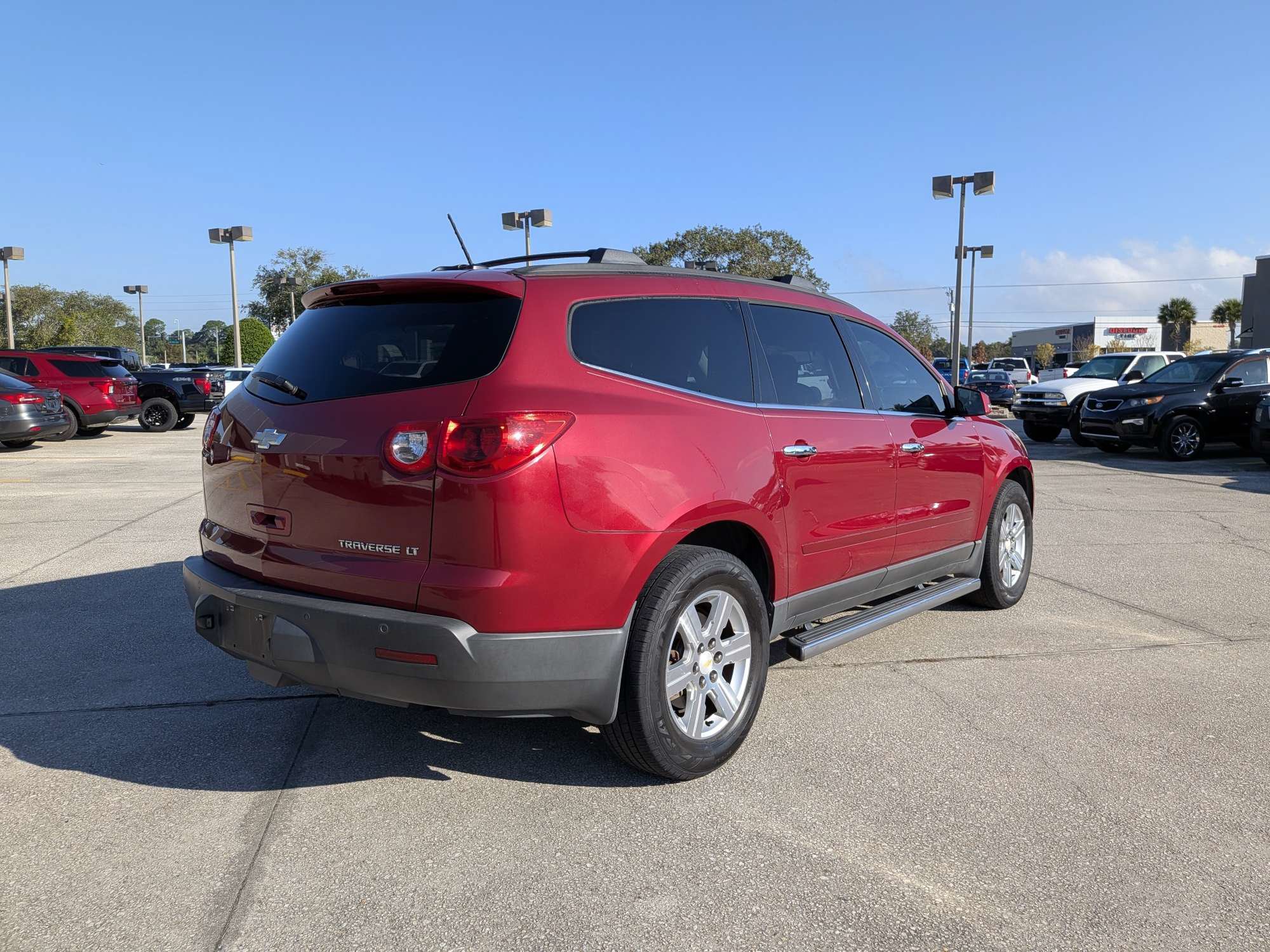 Used 2012 Chevrolet Traverse LT w/ LPO, 'HIT The Road' Package FWD image 4