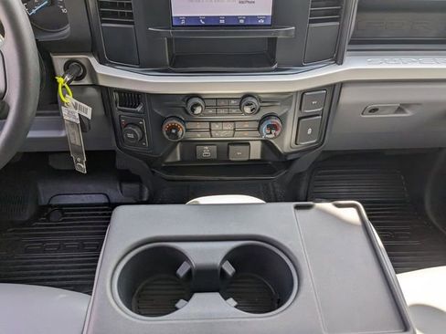 New 2025 Ford F550 4x4 Crew Cab Super Duty image 18