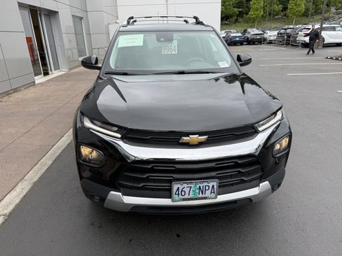 Used 2022 Chevrolet TrailBlazer LT w/ Convenience Package AWD/4WD image 8
