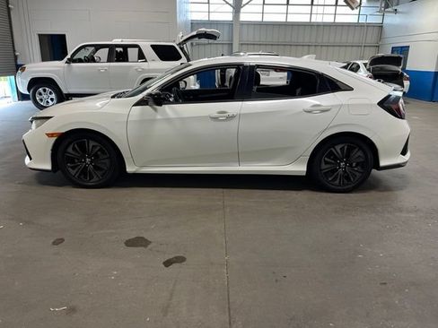 Used 2019 Honda Civic EX image 6