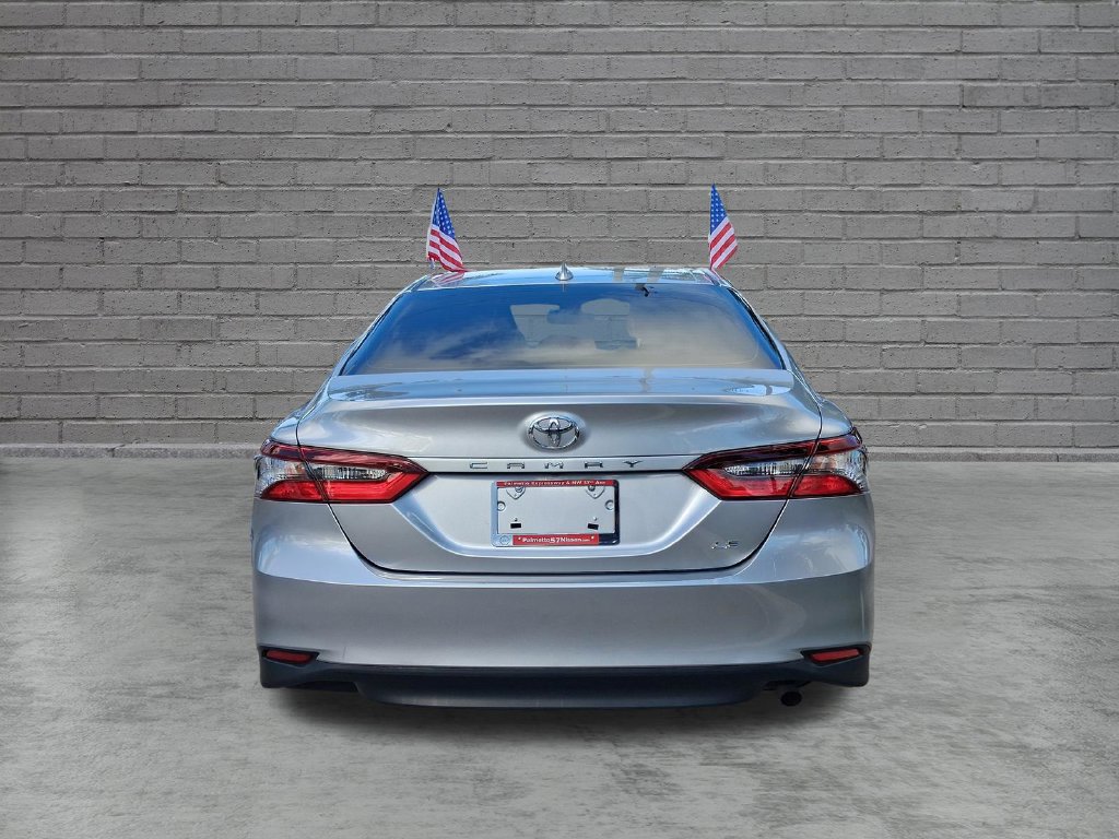 Used 2024 Toyota Camry LE w/ Convenience Package FWD image 9