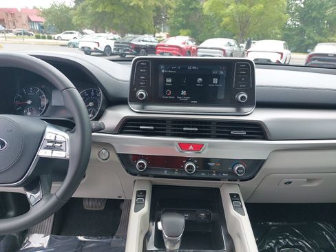 Used 2020 Kia Telluride S w/ S 8 Passenger Seating Package FWD image 20