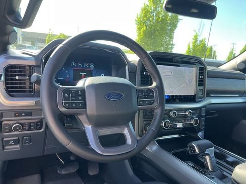 Used 2025 Ford F150 Lariat w/ Equipment Group 501A Mid image 19
