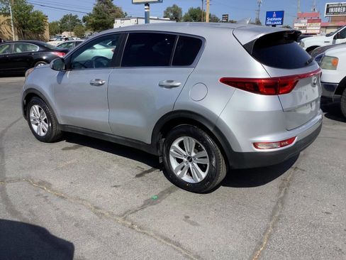 Used 2019 Kia Sportage LX image 12