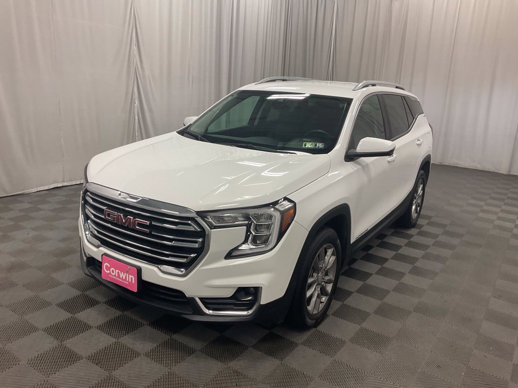 Used 2024 GMC Terrain SLT AWD/4WD image 5