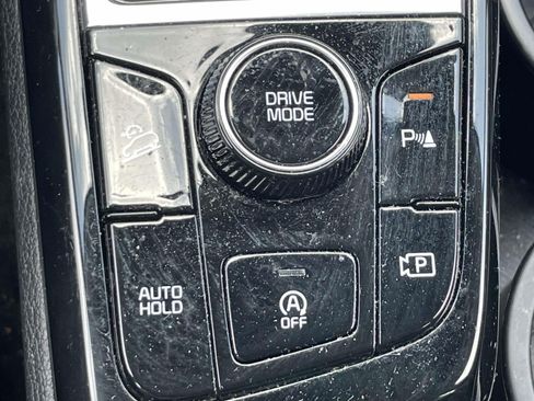Used 2024 Kia Sportage EX FWD image 29