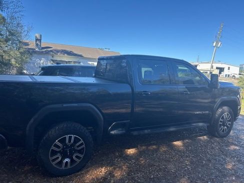 Certified 2021 GMC Sierra 2500 AT4 w/ AT4 Premium Plus Package image 7