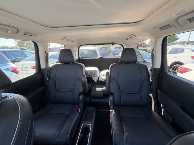 Certified 2026 INFINITI QX80 Luxe w/ Cargo Package AWD/4WD image 33