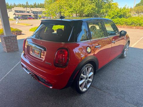 Used 2020 MINI Cooper S FWD image 15