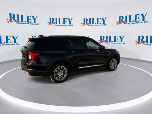 New 2026 Ford Explorer Platinum AWD/4WD image 8