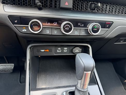 Certified 2024 Honda CR-V EX image 18