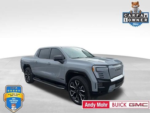 Used 2024 GMC Sierra EV Denali image 1