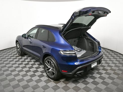New 2025 Porsche Macan image 33