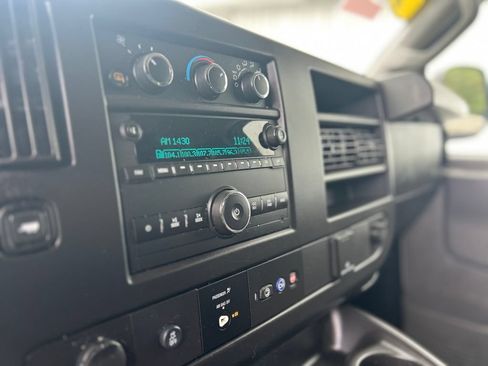 Used 2024 Chevrolet Express 2500 w/ Driver Convenience Package RWD image 9