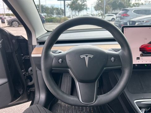 Used 2023 Tesla Model 3 Standard Range image 15