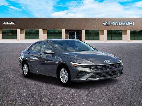 New 2026 Hyundai Elantra SE w/ Cargo Package image 11